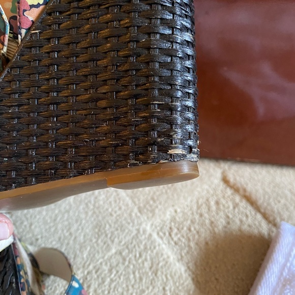 Marc Jacob’s floral printed wedge sandals - Picture 10 of 12